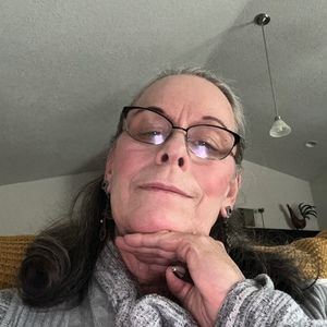 Meet your Posher, Debra